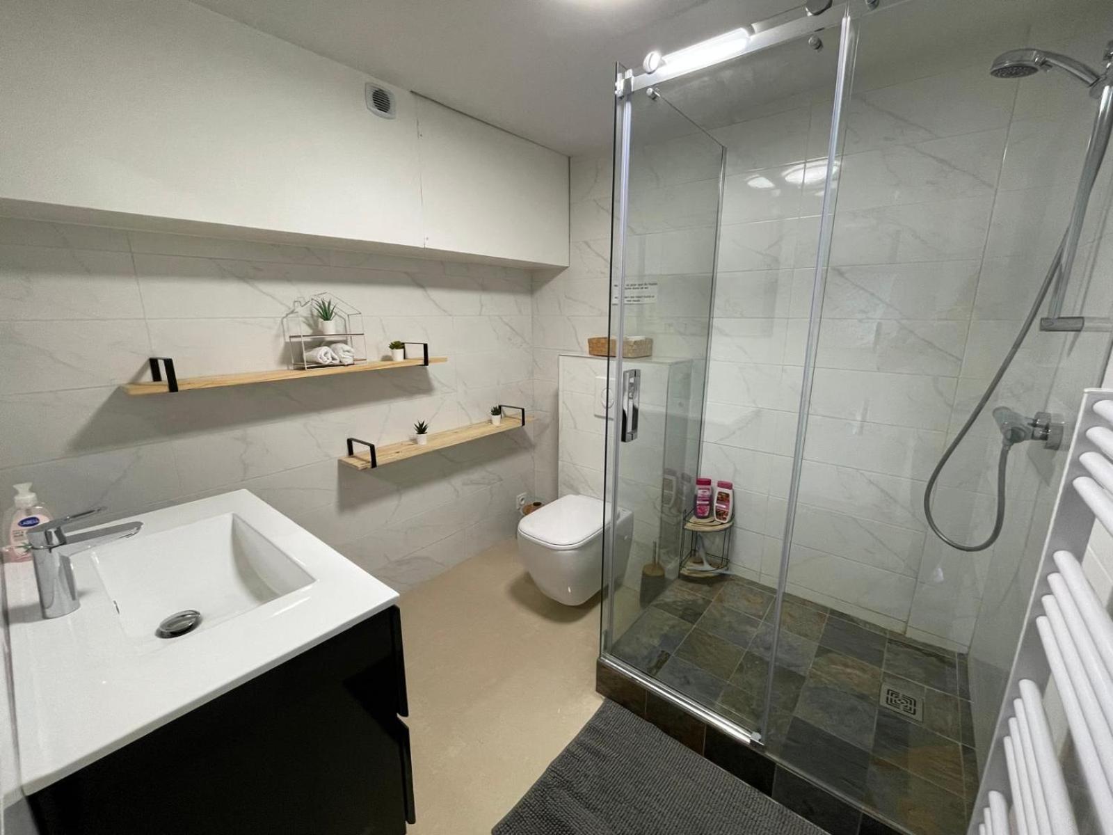 Appartement Villa D'Aurore Le Rouret Eksteriør bilde