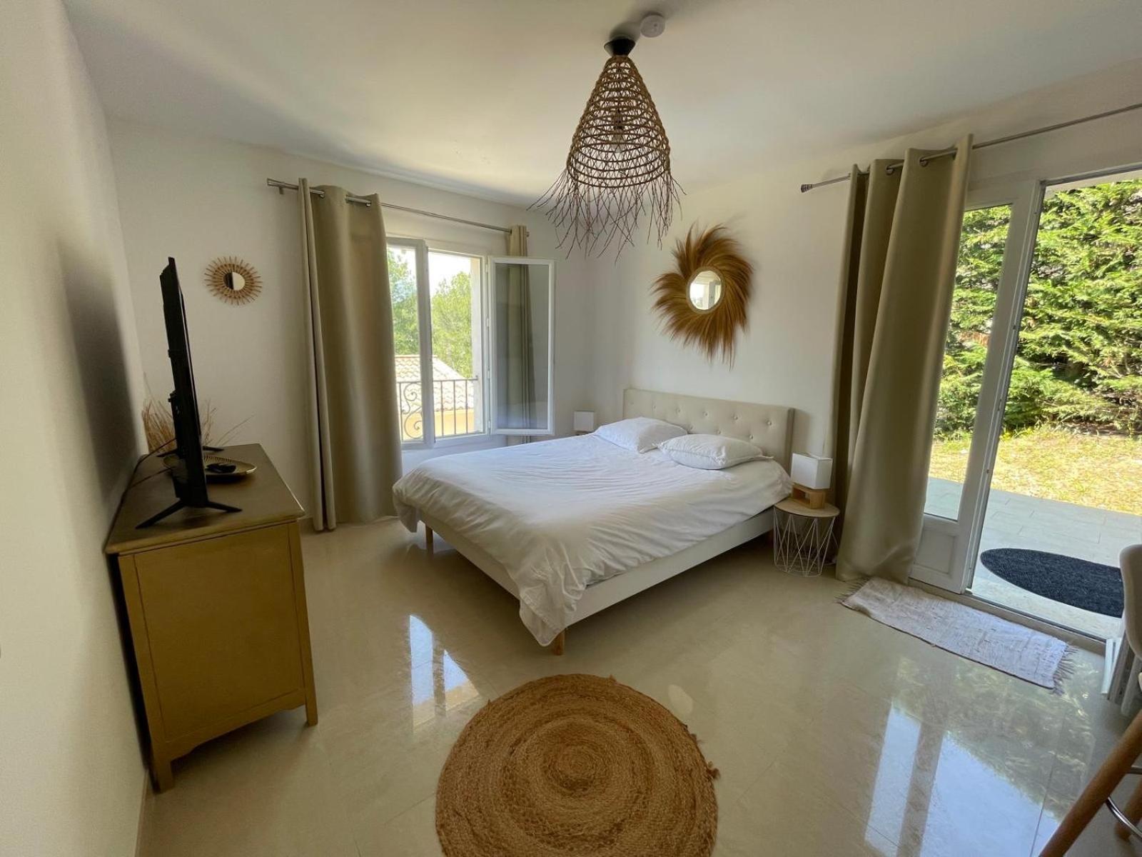 Appartement Villa D'Aurore Le Rouret Eksteriør bilde